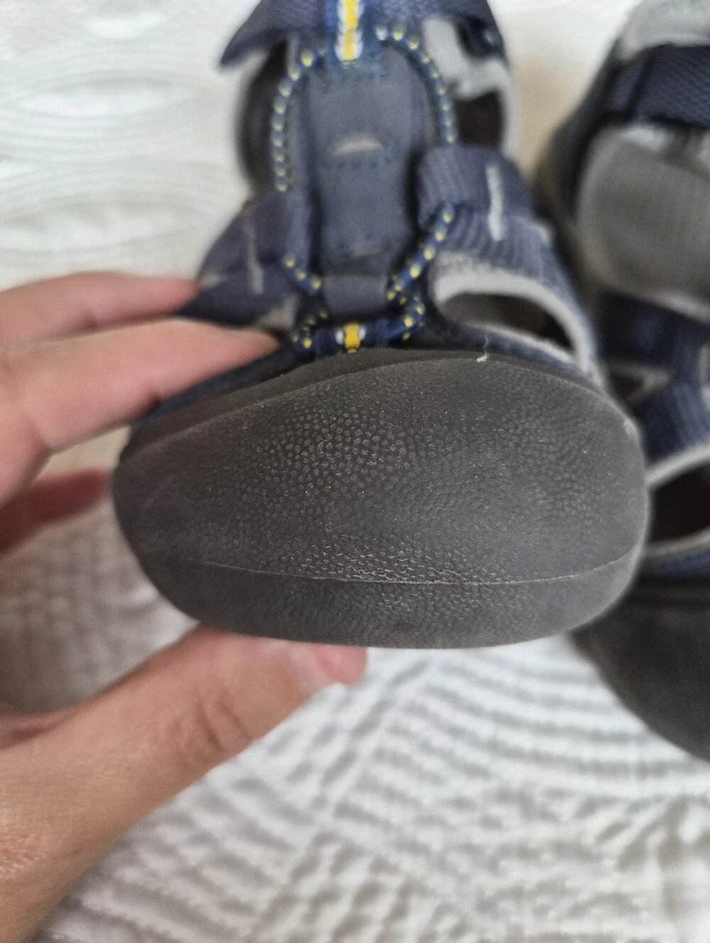 VGUC Keen Venice H2 Kid Navy Grey Boys 13 Waterproof